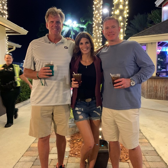 Meet your Posher, Lauren - Picture 4 of 8